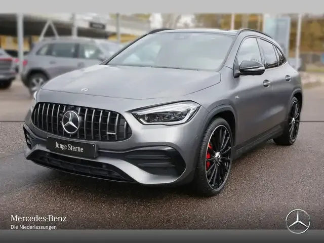 Mercedes-Benz GLA 35 AMG