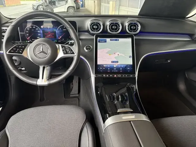 Mercedes-Benz C 220