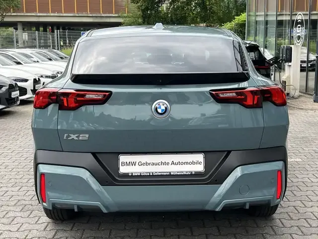 BMW iX2