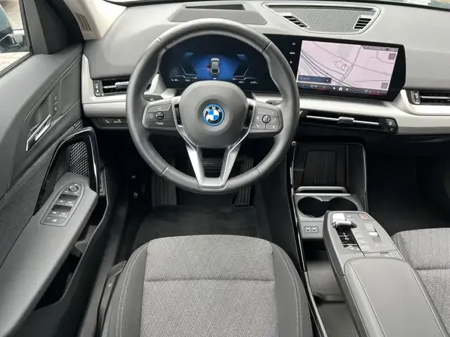 BMW iX2