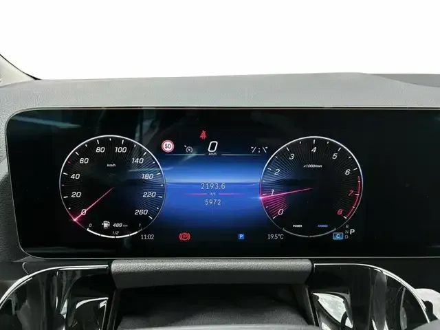 Mercedes-Benz GLA 180
