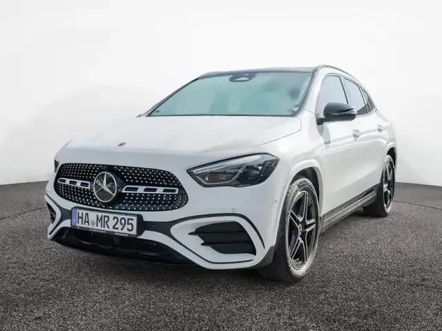 Mercedes-Benz GLA 200
