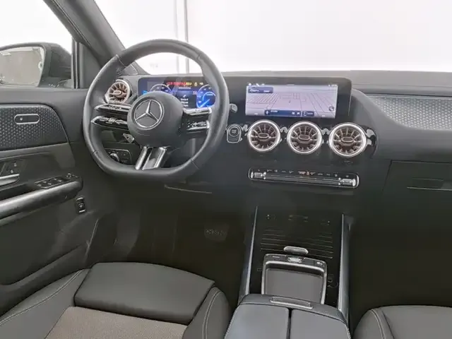 Mercedes-Benz EQA 250