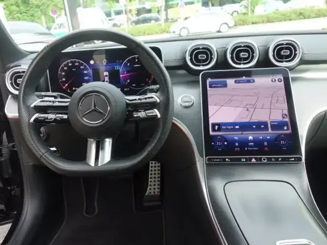 Mercedes-Benz C 300