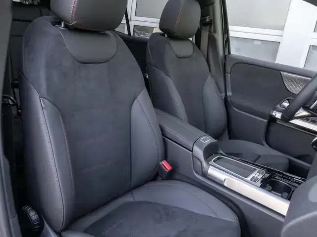 Mercedes-Benz GLB 250