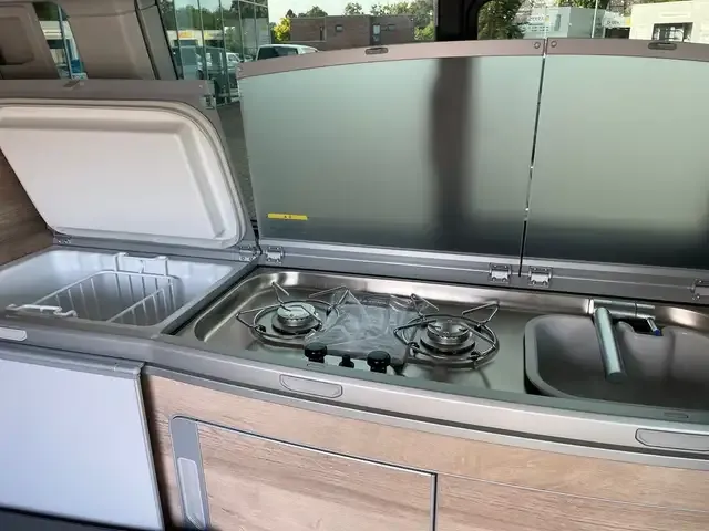 Volkswagen T6.1 California