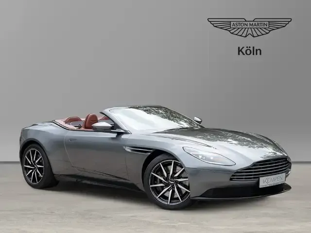 Aston Martin DB11