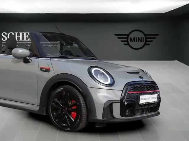 MINI John Cooper Works Cabrio