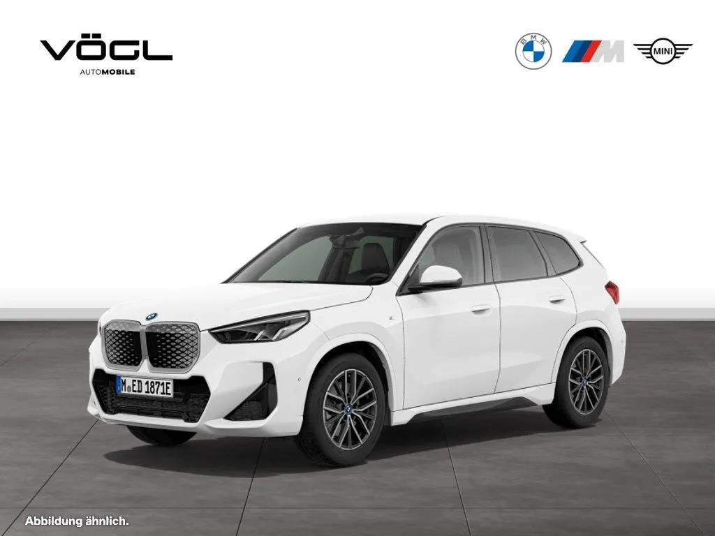 BMW iX1
