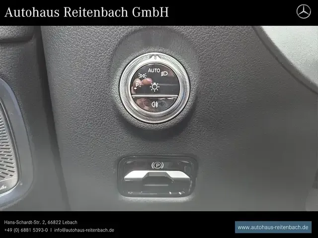 Mercedes-Benz CLE 300