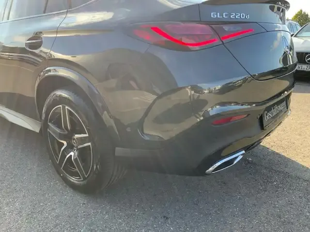 Mercedes-Benz GLC 220