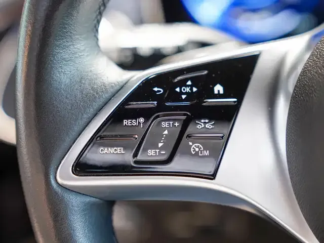 Mercedes-Benz EQE 350