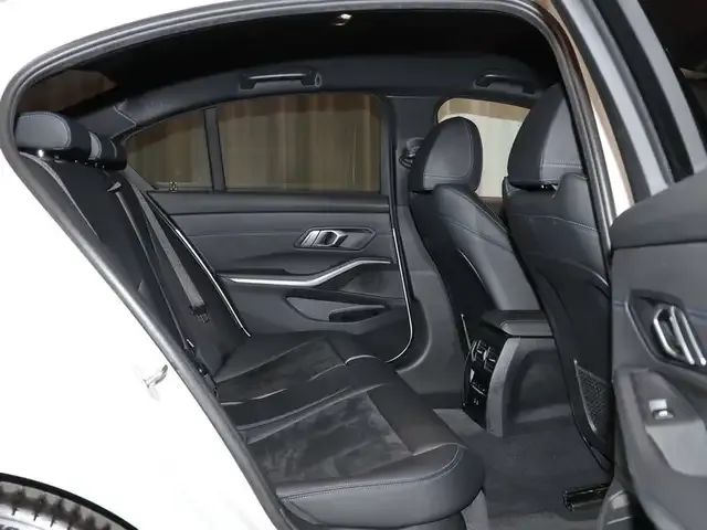 BMW 340