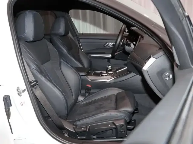 BMW 340