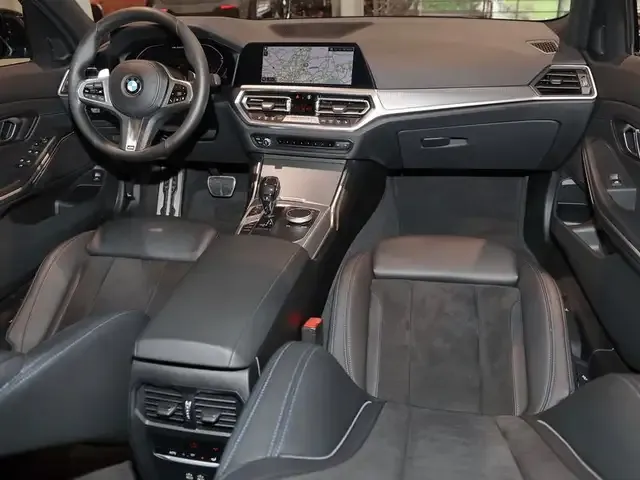 BMW 340