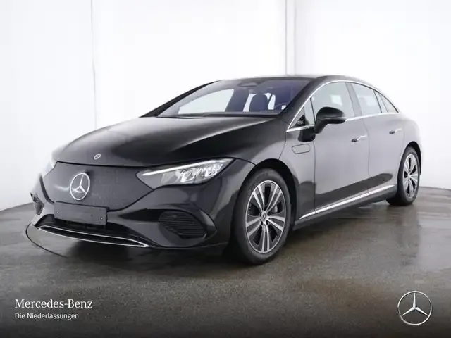 Mercedes-Benz EQE 300