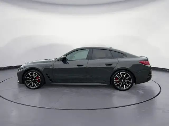 BMW 440