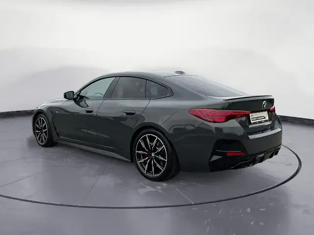 BMW 440