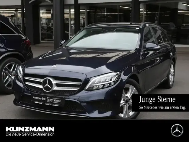 Mercedes-Benz C 220