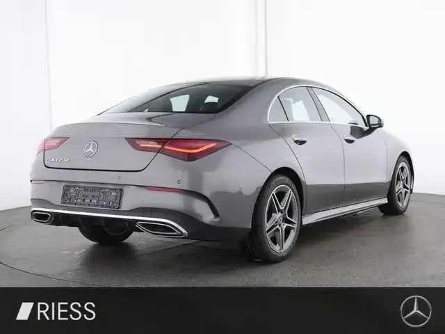 Mercedes-Benz CLA 220