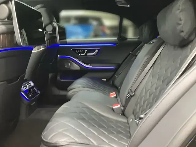 Mercedes-Benz S 500