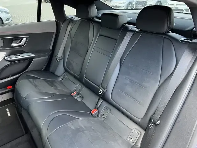 Mercedes-Benz EQE 300