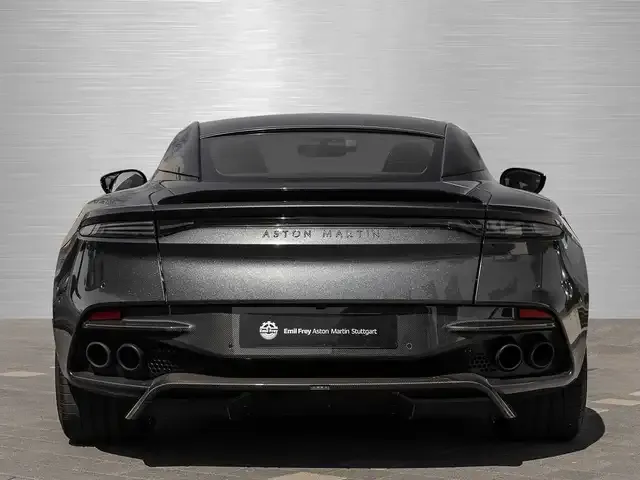 Aston Martin DBS