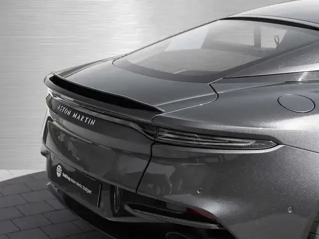 Aston Martin DBS