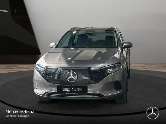Mercedes-Benz EQA 300