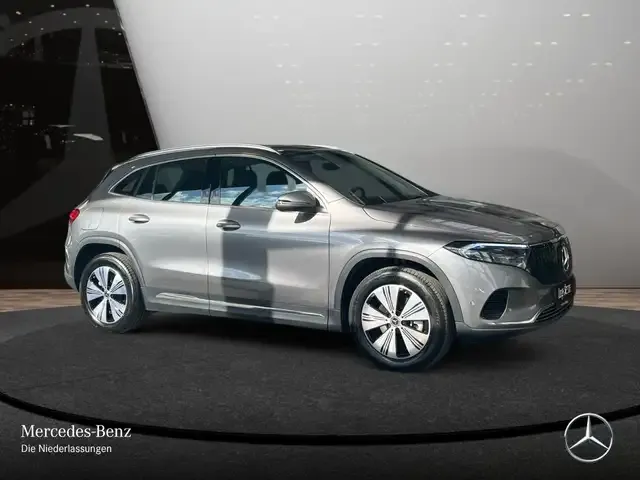 Mercedes-Benz EQA 300