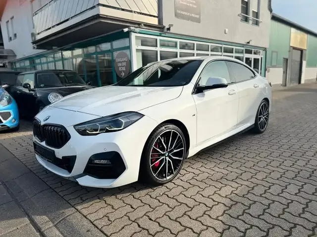 BMW 220
