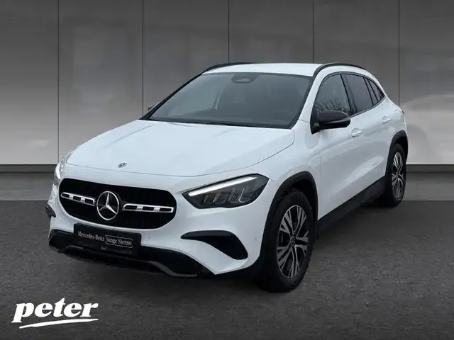 Mercedes-Benz GLA 180