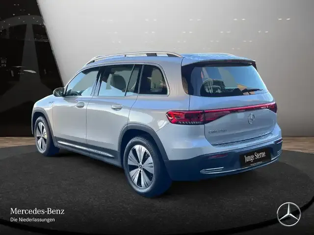 Mercedes-Benz EQB 250