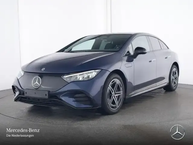 Mercedes-Benz EQE 300