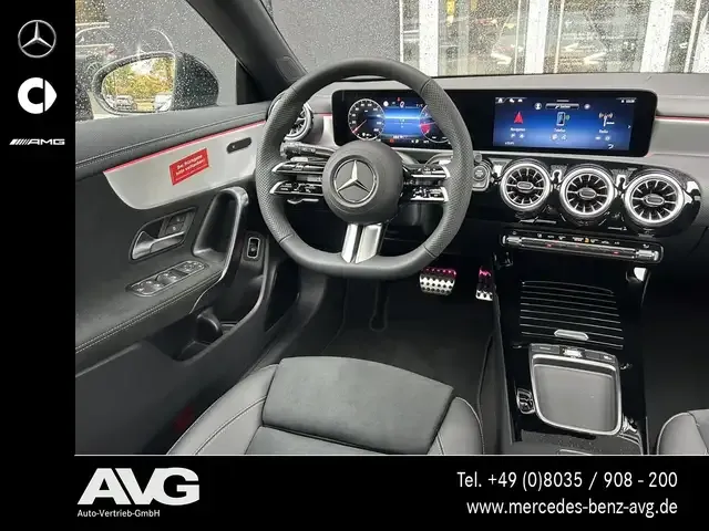 Mercedes-Benz CLA 200