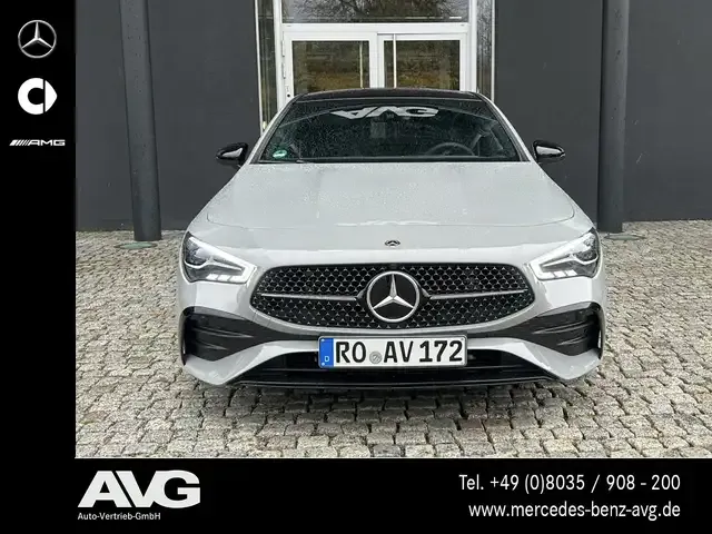 Mercedes-Benz CLA 200