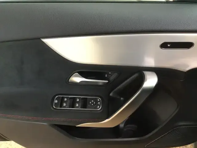Mercedes-Benz A 35 AMG