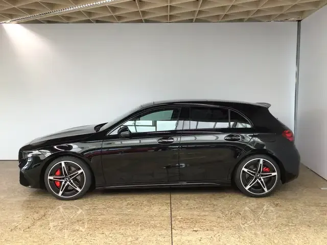 Mercedes-Benz A 35 AMG