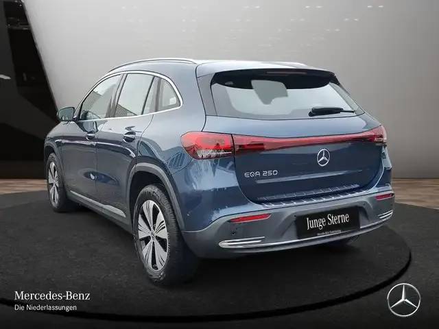 Mercedes-Benz EQA 250