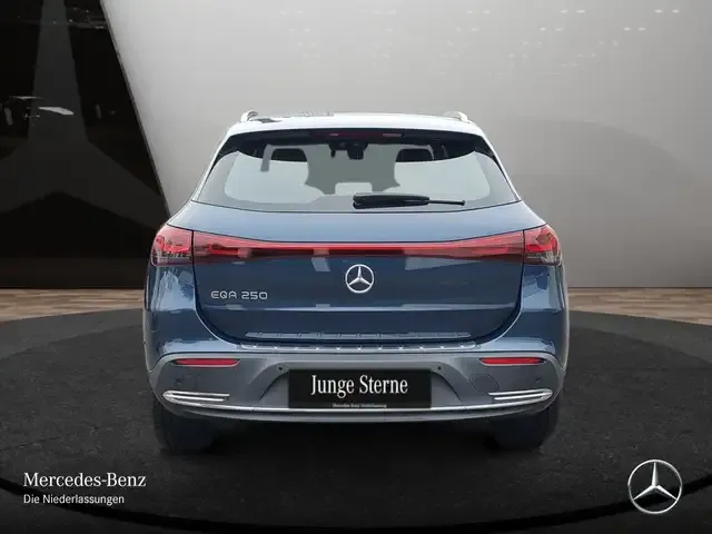 Mercedes-Benz EQA 250