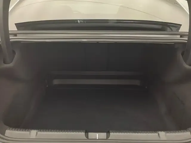 Mercedes-Benz EQE 350