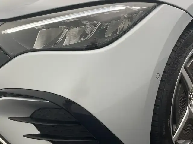 Mercedes-Benz EQE 350