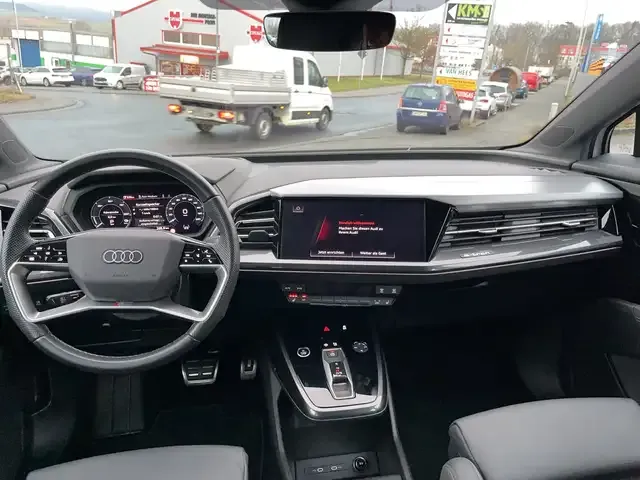 Audi Q4 e-tron