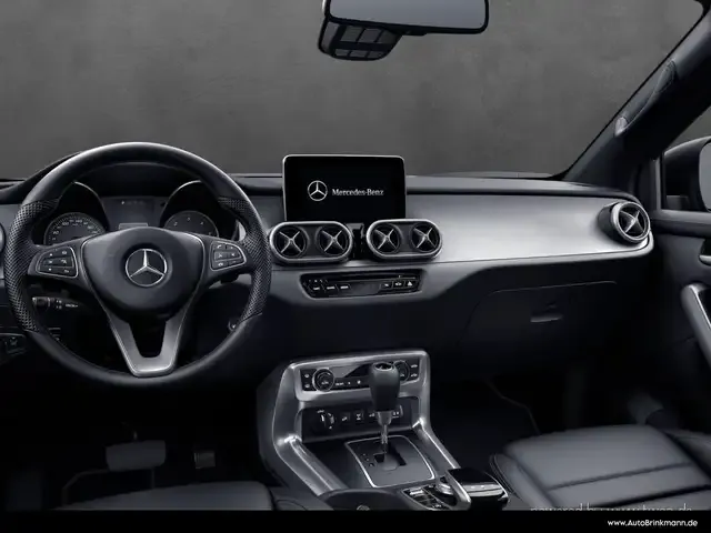 Mercedes-Benz X 350