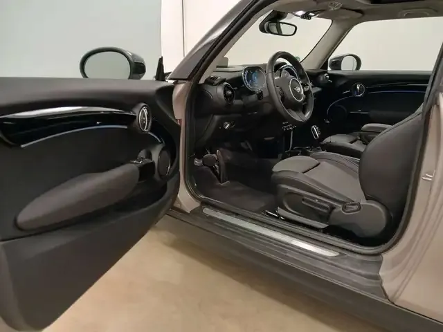 MINI Cooper C