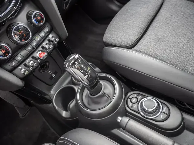 MINI Cooper C