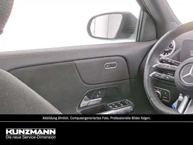 Mercedes-Benz EQA 300