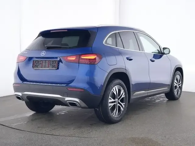 Mercedes-Benz GLA 250