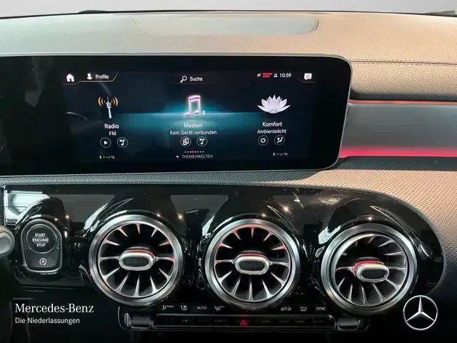 Mercedes-Benz A 35 AMG
