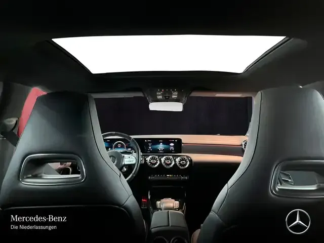 Mercedes-Benz A 35 AMG